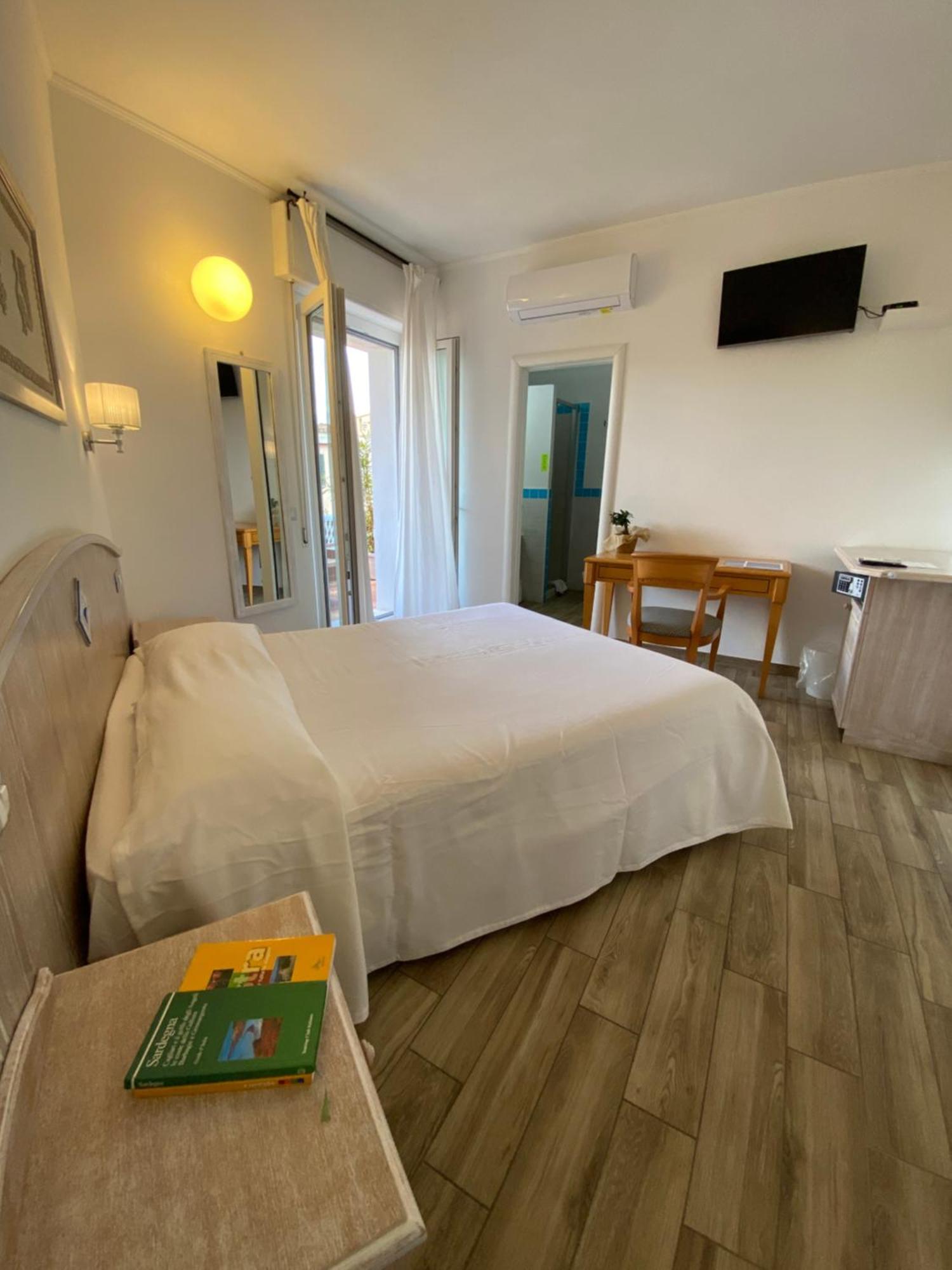 Locanda Degli Artisti Tortolì Εξωτερικό φωτογραφία