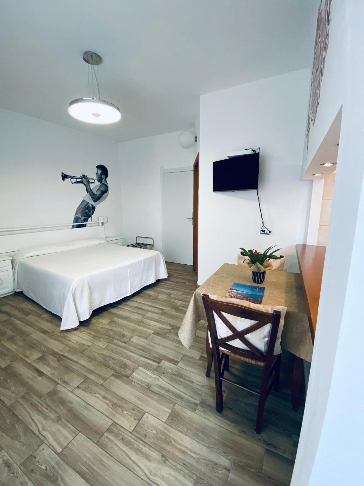 Locanda Degli Artisti Tortolì Εξωτερικό φωτογραφία