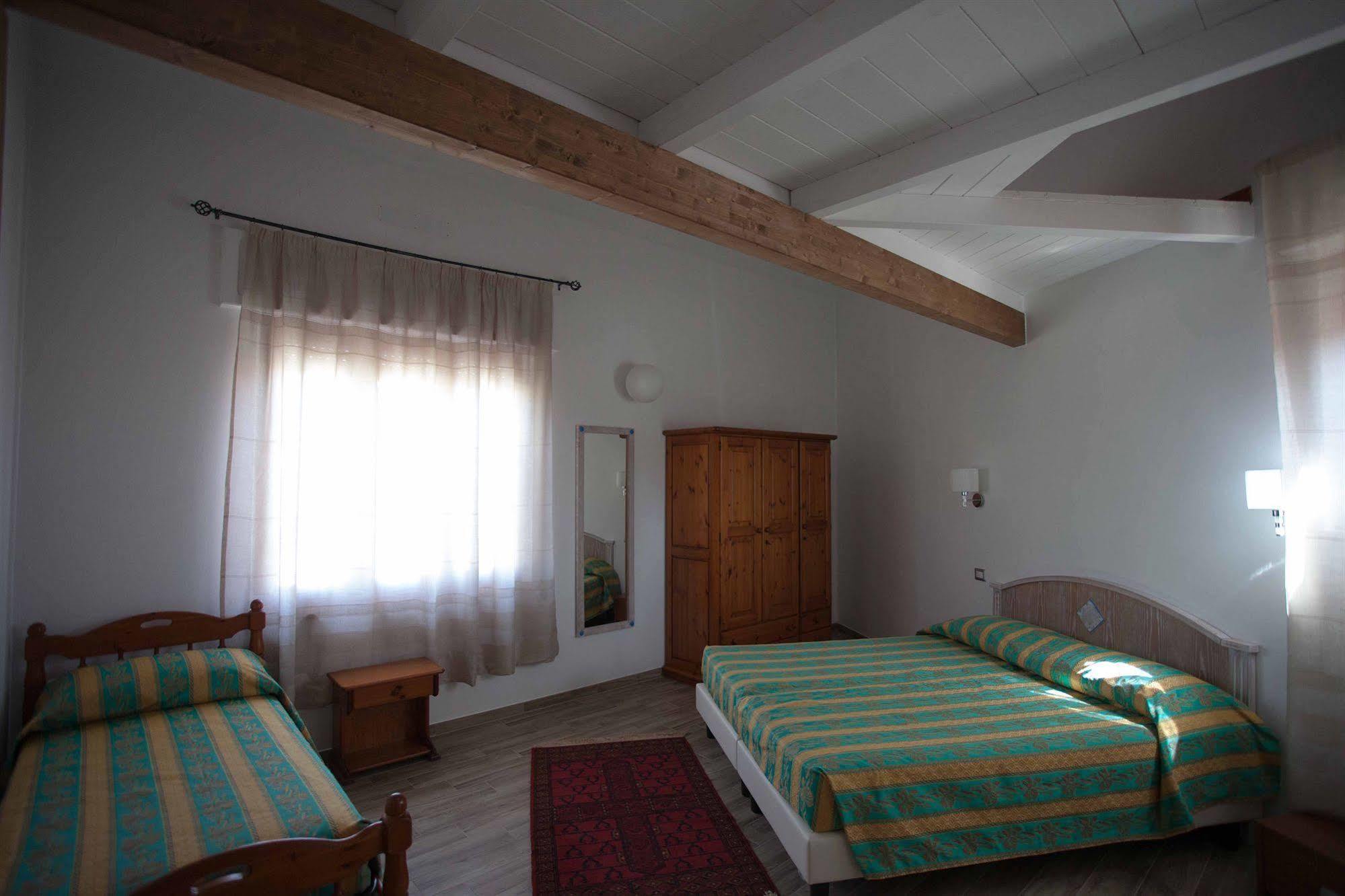 Locanda Degli Artisti Tortolì Εξωτερικό φωτογραφία
