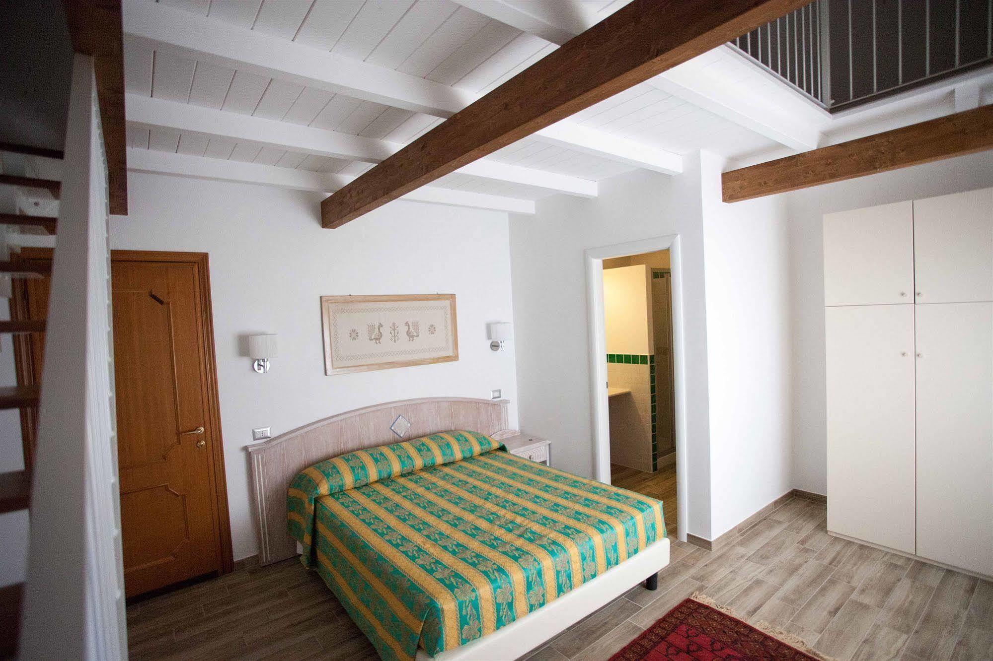 Locanda Degli Artisti Tortolì Εξωτερικό φωτογραφία