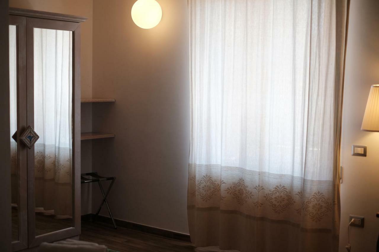 Locanda Degli Artisti Tortolì Εξωτερικό φωτογραφία